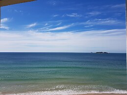 Palm Beach Apart Hotel