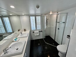 Pacific Resort Broadbeach
