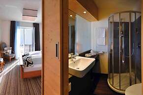 The Vista Hotel