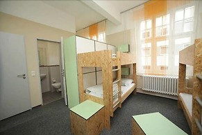 Pathpoint Cologne Backpacker Hostel