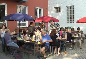 Pathpoint Cologne Backpacker Hostel