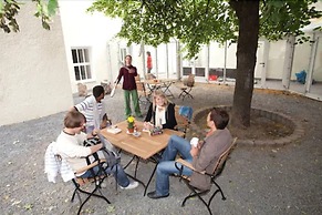 Pathpoint Cologne Backpacker Hostel