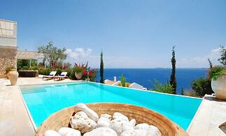 Corfu Luxury Villas