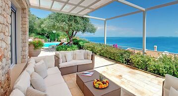 Corfu Luxury Villas