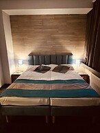 mHotel