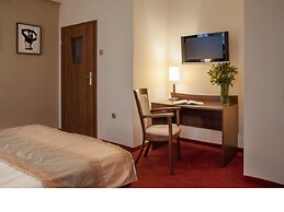 mHotel