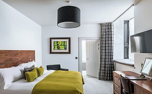 The Douglas Hotel