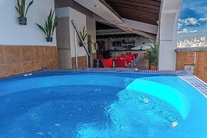 Hotel Alcaravan Medellín