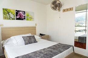 Hotel Alcaravan Medellín