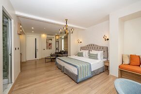 The Marions Suite Hotel