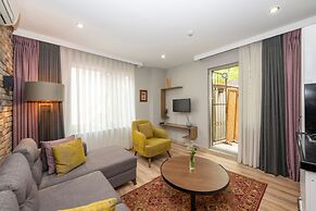 The Marions Suite Hotel