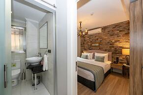 The Marions Suite Hotel