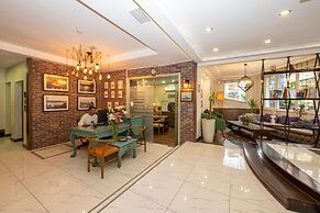 The Marions Suite Hotel