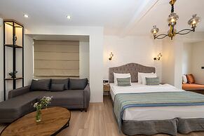 The Marions Suite Hotel