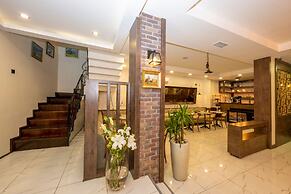 The Marions Suite Hotel