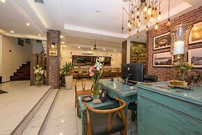 The Marions Suite Hotel