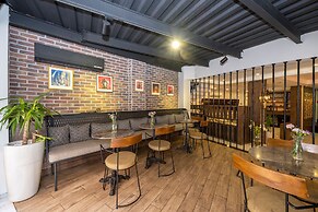 The Marions Suite Hotel