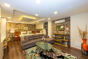 The Marions Suite Hotel