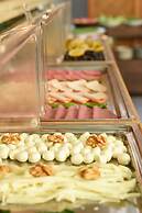 The Marions Suite Hotel