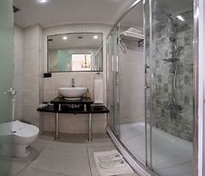 The Marions Suite Hotel