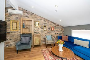 The Marions Suite Hotel