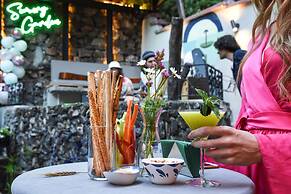 The Marions Suite Hotel