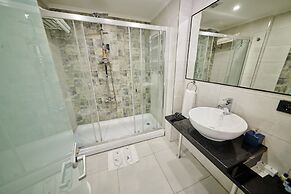 The Marions Suite Hotel