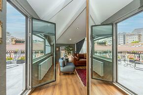 The Marions Suite Hotel