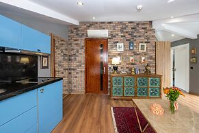 The Marions Suite Hotel