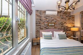 The Marions Suite Hotel