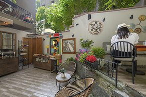 The Marions Suite Hotel