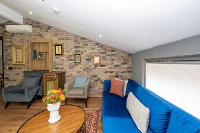 The Marions Suite Hotel