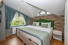 The Marions Suite Hotel