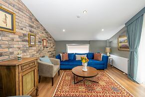 The Marions Suite Hotel