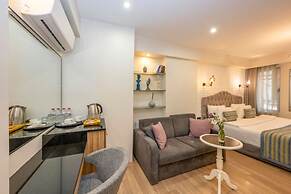 The Marions Suite Hotel