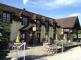 Hôtel Restaurant La Mangeoire – Relais Paris Bâle