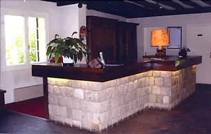 Hôtel Restaurant La Mangeoire – Relais Paris Bâle