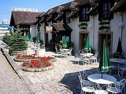 Hôtel Restaurant La Mangeoire – Relais Paris Bâle