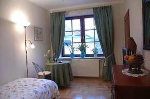 WawaBed Bed & Breakfast