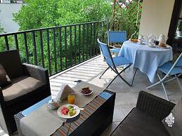 WawaBed Bed & Breakfast