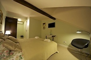 WawaBed Bed & Breakfast