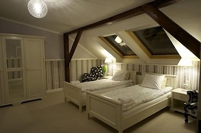 WawaBed Bed & Breakfast