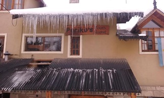 Periko's Youth Hostel