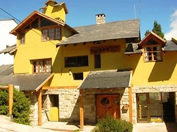 Periko's Youth Hostel