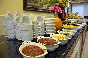 Amra Palace International Hotel