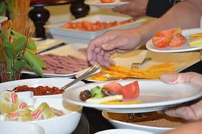 Amra Palace International Hotel