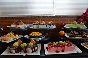 Amra Palace International Hotel