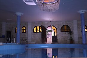 Amra Palace International Hotel