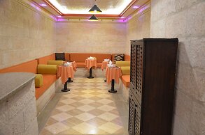 Amra Palace International Hotel