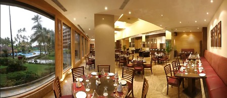 The Retreat Hotel & Convention Centre